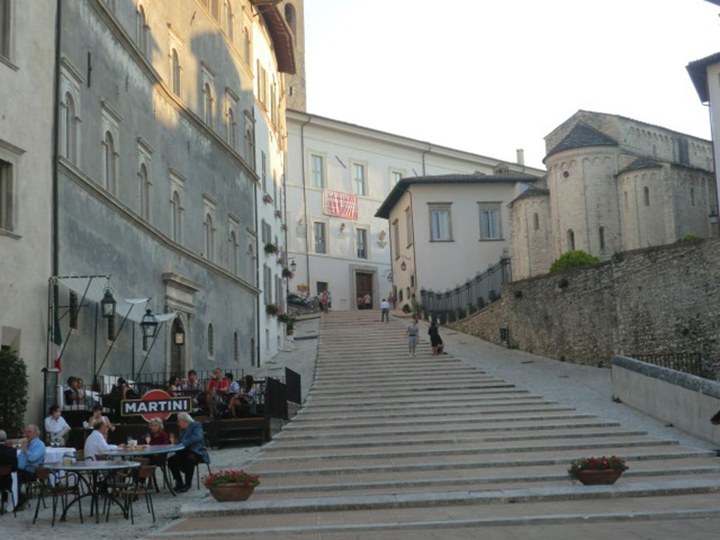 Albornoz Palace Hotel Spoleto Luaran gambar